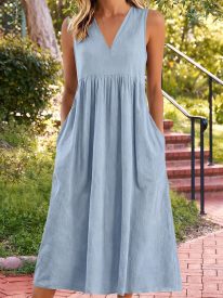 Casual Sleeveless Midi Dress with Utility Pockets